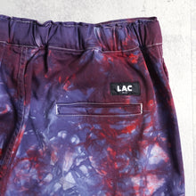 Load image into Gallery viewer, TIEDYE BORD SHORTS - NAVY×RED -