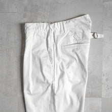 Load image into Gallery viewer, DOUBLE TACK CHINO - WHITE -