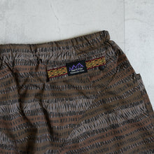 Load image into Gallery viewer, JAGGED EDGE MOUNTAIN GEAR CAMOFLAGE PRINTED SHORTS カモフラージュ ハーフパンツ ビッグサイズ 大きいサイズメンズ テングストア大阪