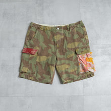 Load image into Gallery viewer, MAN PATCHWORK SHORT CARGO PANTS (D) - NEW CAMOUFLAGE -
