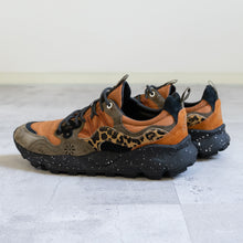 Load image into Gallery viewer, FLOWER MOUNTAIN YAMANO3 BURT ORANGE スニーカー 大きいサイズ テングストア大阪