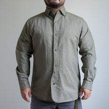 画像をギャラリービューアに読み込む, NIGEL CABOURN BRITISH OFFICERS SHIRT ダークグリーン シャツ 大きいサイズ メンズ テングストア大阪