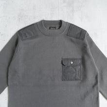 Load image into Gallery viewer, NON DOWN MILITARY CREW KNIT - CHARCOAL -