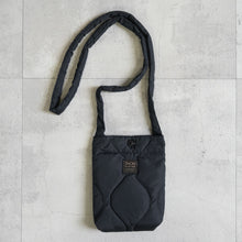 画像をギャラリービューアに読み込む, MILITARY CROSSBODY DOWN BAG - BLACK -