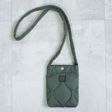 画像をギャラリービューアに読み込む, MILITARY CROSSBODY DOWN BAG - OLIVE -