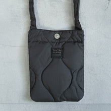 画像をギャラリービューアに読み込む, MILITARY CROSSBODY DOWN BAG - CHARCOAL -