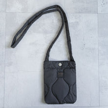 画像をギャラリービューアに読み込む, MILITARY CROSSBODY DOWN BAG - CHARCOAL -
