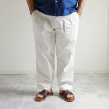 Load image into Gallery viewer, DOUBLE TACK CHINO - WHITE -