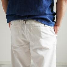 Load image into Gallery viewer, DOUBLE TACK CHINO - WHITE -