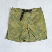 画像をギャラリービューアに読み込む, CAMO BORD SHORTS - DEEP GREEN -