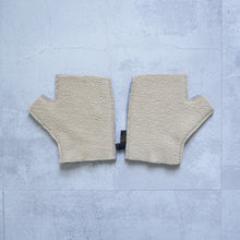 画像をギャラリービューアに読み込む, FLEECE R/GLOVE - BEIGE×ORANGE -