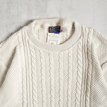画像をギャラリービューアに読み込む, CABLE KNIT CREW - NATURAL -