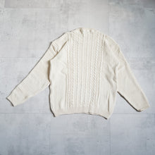 画像をギャラリービューアに読み込む, CABLE KNIT CREW - NATURAL -