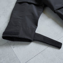 Load image into Gallery viewer, 4WAY TRANSFORM JACKET - BLACK -