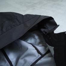 Load image into Gallery viewer, 4WAY TRANSFORM JACKET - BLACK -
