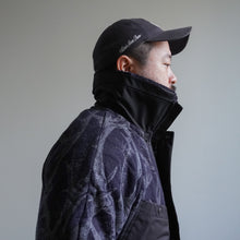 Load image into Gallery viewer, HORN TREE PRINT WOOL BOA JACKET - NAVY -