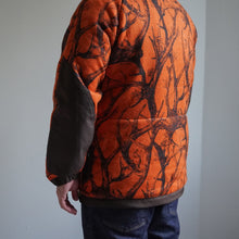 Load image into Gallery viewer, HORN TREE PRINT WOOL BOA JACKET - ORANGE -