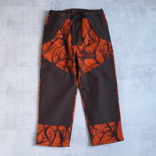 画像をギャラリービューアに読み込む, HORN TREE PRINT WOOL BOA PANTS - ORANGE -