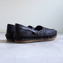 Load image into Gallery viewer, CITY SHOES WOVEN - BLACK -