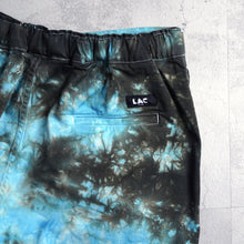 Load image into Gallery viewer, TIEDYE BORD SHORTS -GREEN × BLUE-
