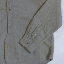 Load image into Gallery viewer, NIGEL CABOURN　BRITISH OFFICERS SHIRT　ダークグリーン　シャツ　大きいサイズ　メンズ　テングストア大阪
