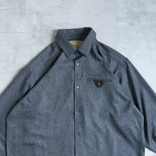 画像をギャラリービューアに読み込む, A/E FLAP POCKET SHIRTS -CHARCOAL -
