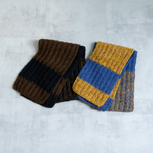 Load image into Gallery viewer, Hand Knit Long Muffler -Mustard x BLUE MIX-
