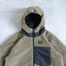 画像をギャラリービューアに読み込む, MOUNTAIN REVERSIBLE DOWN  BOA HOODIE- BLACK×BEIGE-
