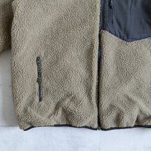 画像をギャラリービューアに読み込む, MOUNTAIN REVERSIBLE DOWN  BOA HOODIE- BLACK×BEIGE-
