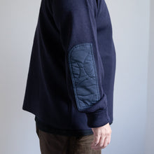 画像をギャラリービューアに読み込む, NON DOWN MILITARY CREW KNIT - D.NAVY -
