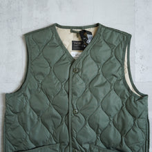 Load image into Gallery viewer, MILITARY V Neck Button Down Vest -Olive-
