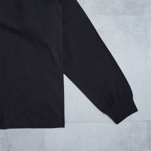 Load image into Gallery viewer, EMB LOGO LS TEE -black-

