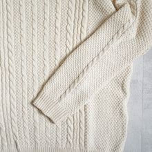 Load image into Gallery viewer, Cable Knit Crew -Natural-
