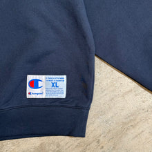 画像をギャラリービューアに読み込む, CHAMPION - CREW NECK SWEATSHIRT - NAVY -
