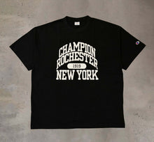 Load image into Gallery viewer, CHAMPION - SHORT SLEEVE T-SHIRT NY - BLACK

