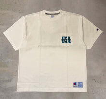 Load image into Gallery viewer, CHAMPION - SHORT SLEEVE T-SHIRT USA - WHITE
