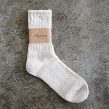 Load image into Gallery viewer, Mauna Kea Slab Nep Socks --nature-
