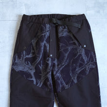 Load image into Gallery viewer, Horn Tree Print Wool Boa Pants -navy-
